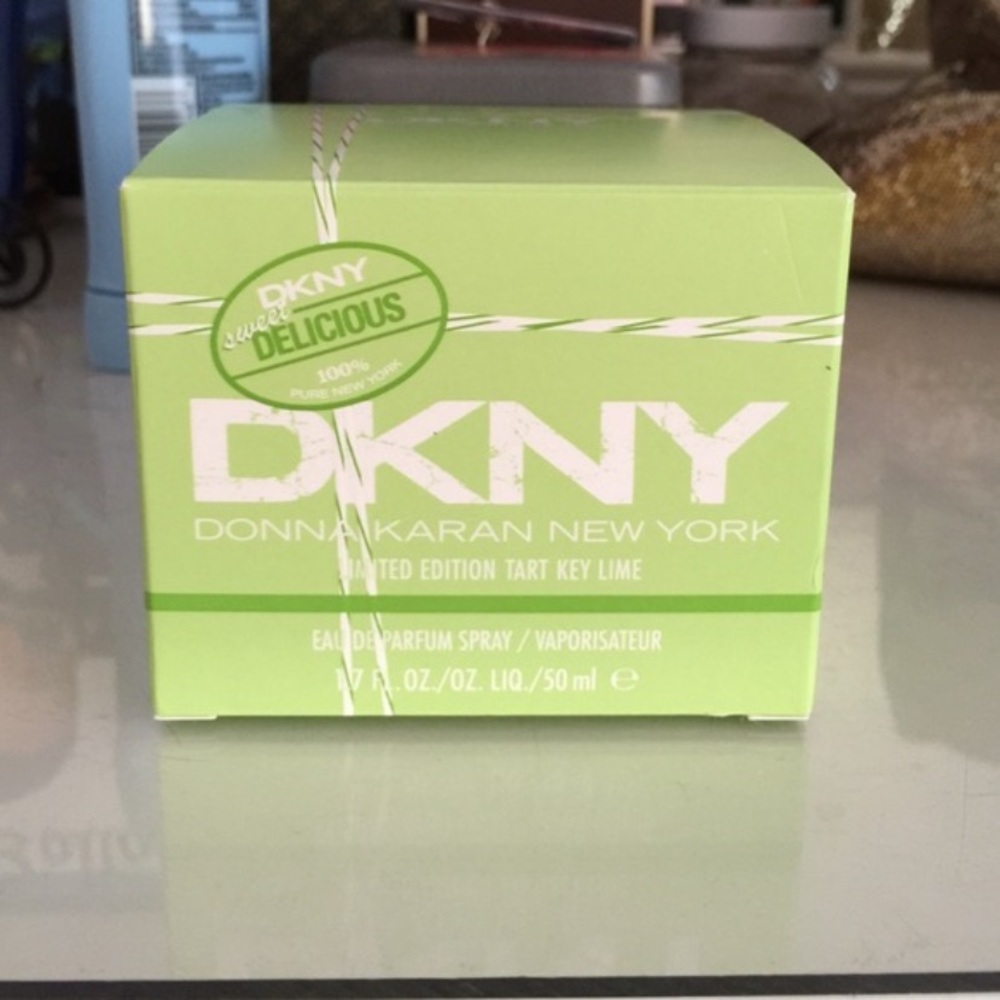DKNY Limited edition tart key lime.